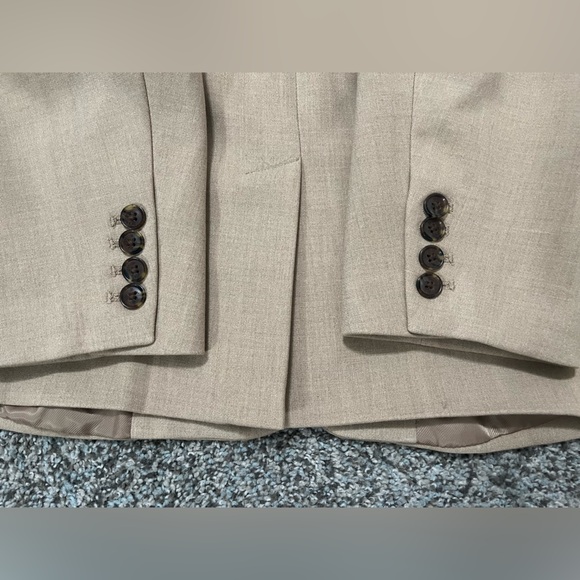 Banana Republic Women’s Classic Blazer - Picture 14 of 15